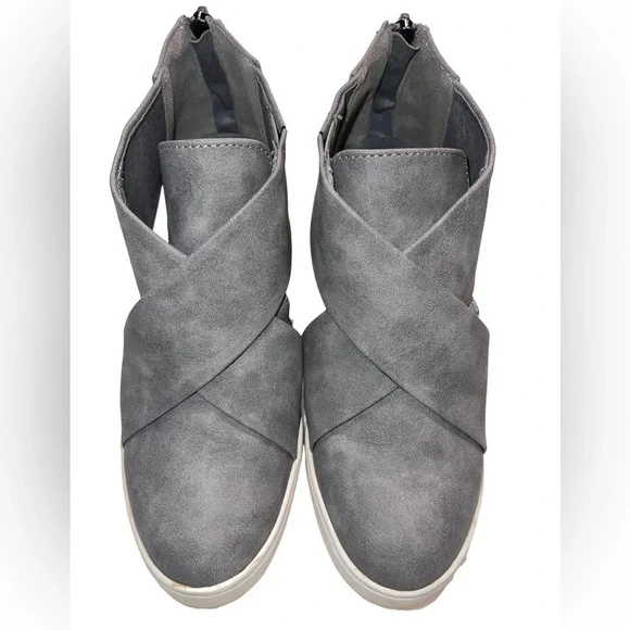 Journee Collection - wedge sneakers - grey - size 6M - Picture 2 of 7